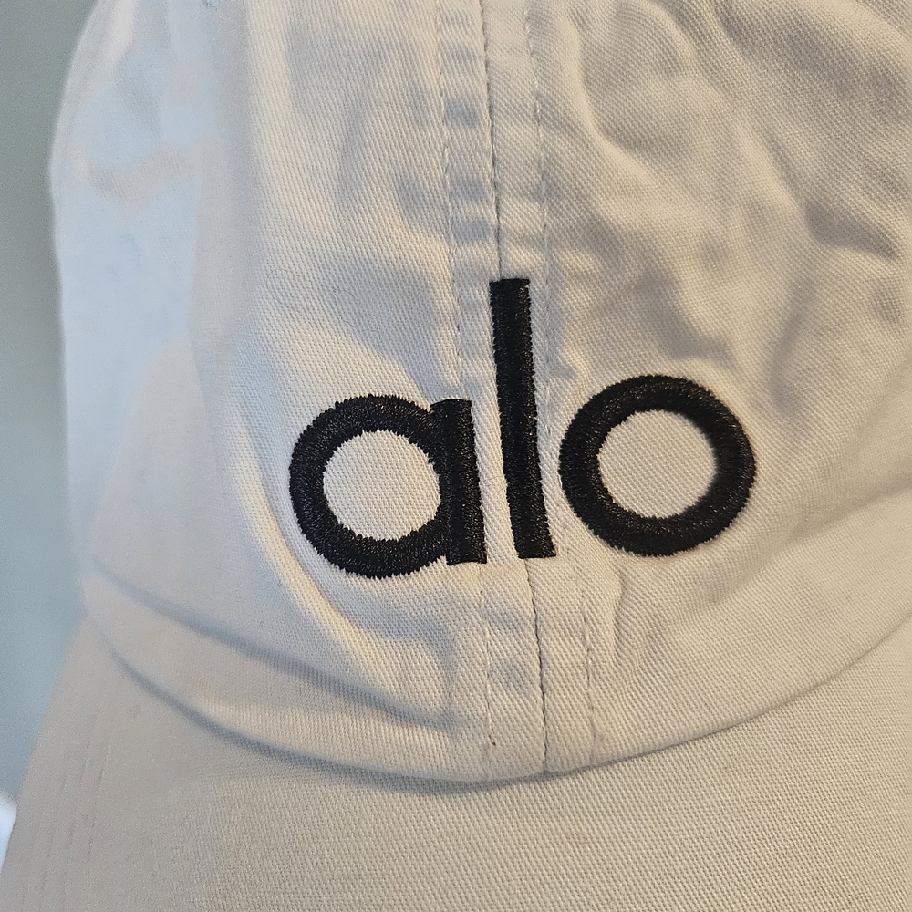 ALO Yoga White Cap